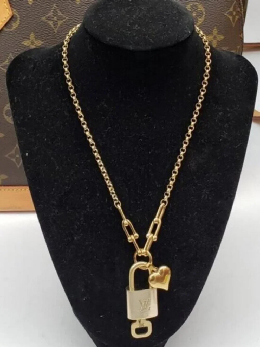 Authentic Louis Vuitton Lock & Key w/ Unbranded Horse ShoeGold PlatedChain